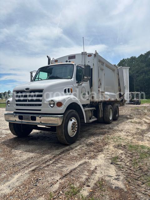 2006 Sterling LT7500 Garbage Truck