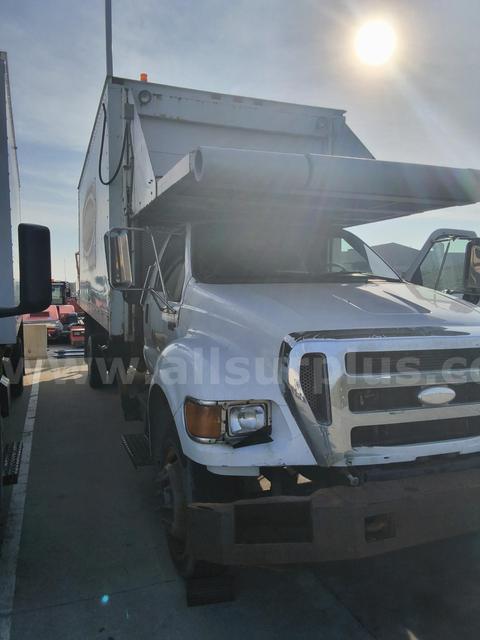 2007 Smith CATER TRUCK GEN Cabin Service Lift Truck