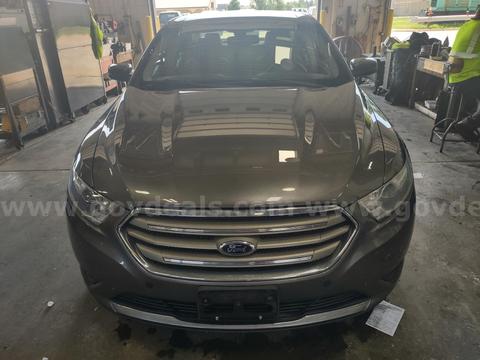 2014 Ford Taurus
