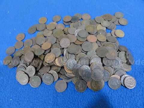 Lot of ~300 Indian Head Pennies