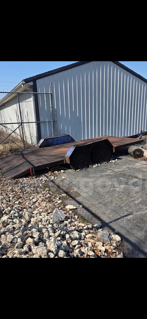 Tandem Axle Trailer