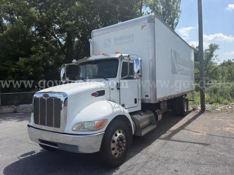 2016 Peterbilt 337 S/A Box Truck