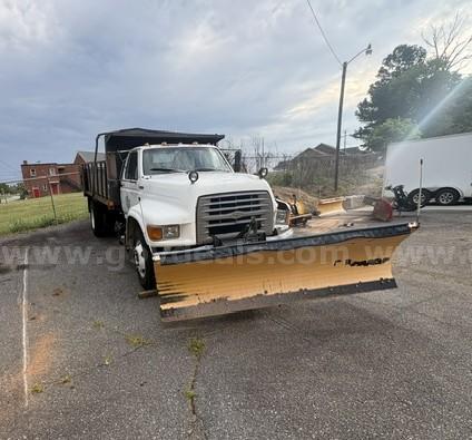 1995 Ford F700