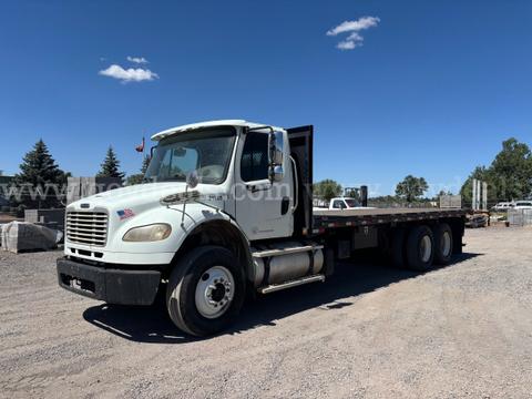 2013 Freightliner M2 106 T/A Flatbed Truck
