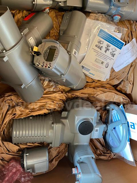 AUMA ACTUATOR AND CONTROLS