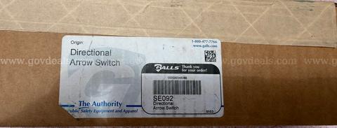 THE AUTHORITY DIRECTIONAL ARROW SWITCH SE092 BRAND NEW IN UNOPENED BOX *WILL SHIP*