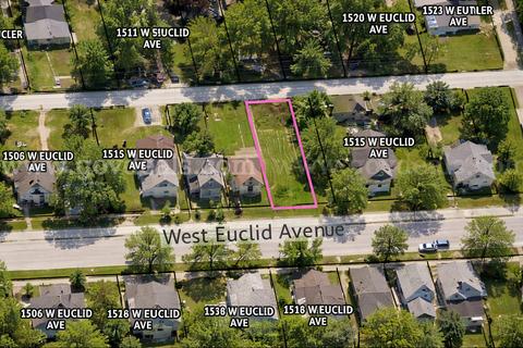 33β X 132β Residential City lot near Indiana Wesleyan University