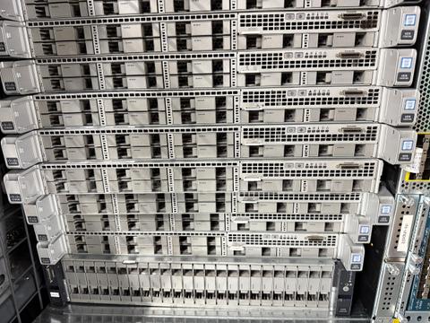Cisco Server UCS M4 (c220) & M3 (Total: 19units server)