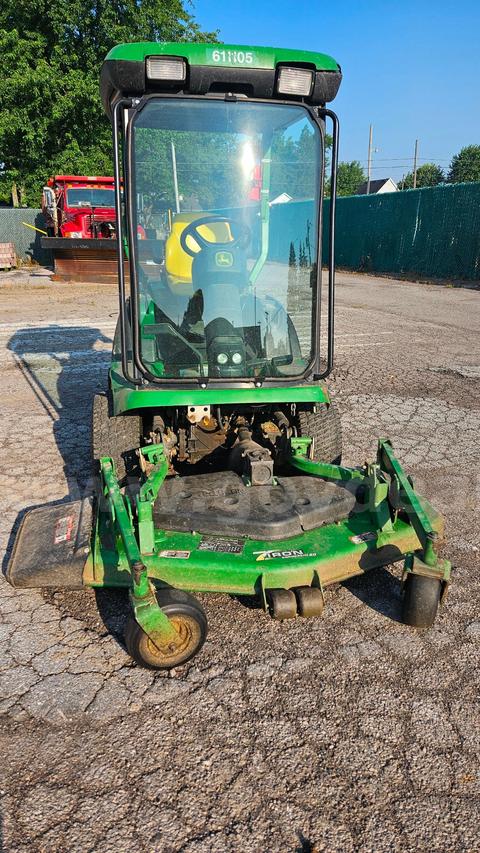 2005 John Deere mower