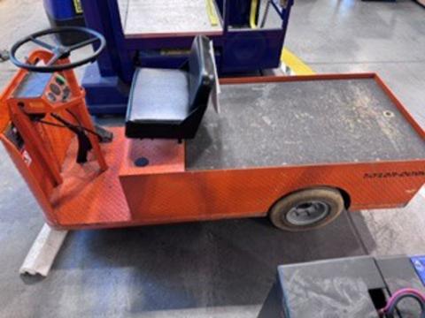 Electric Tow Tractor