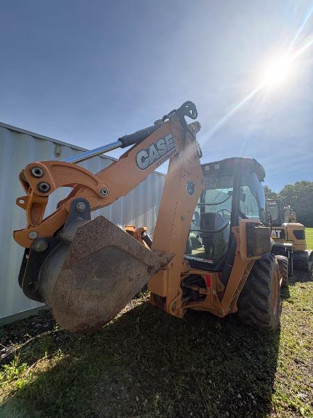 CASE Loader Backhoe