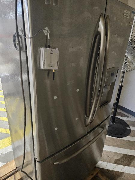 GE refrigerator