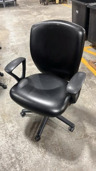 Task Chairs