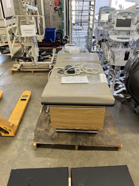 Hausmann Exam table
