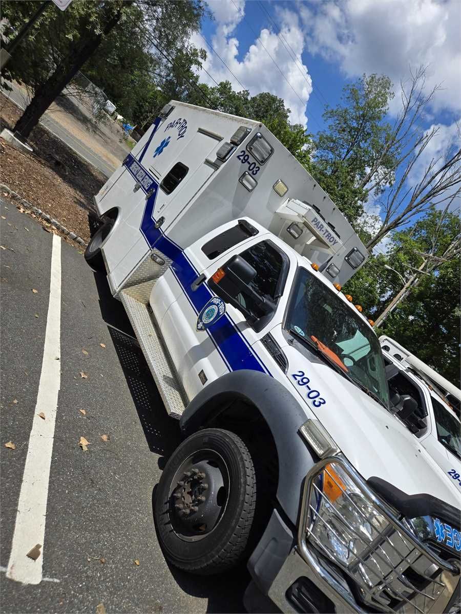 Ambulance - photo 1