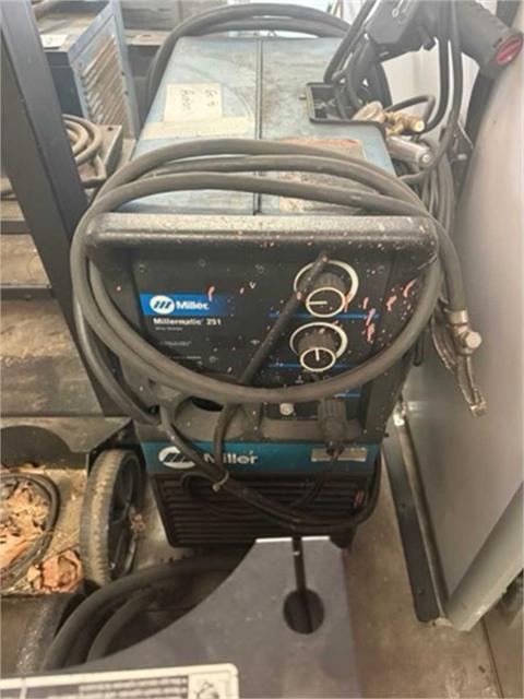 Millermatic 251 Welder