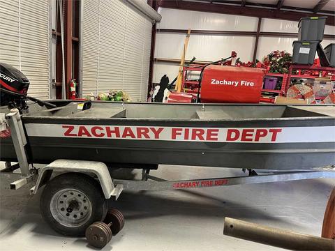 16' Aluminum Boat and Trailer, 25 HP Mercury Motor.