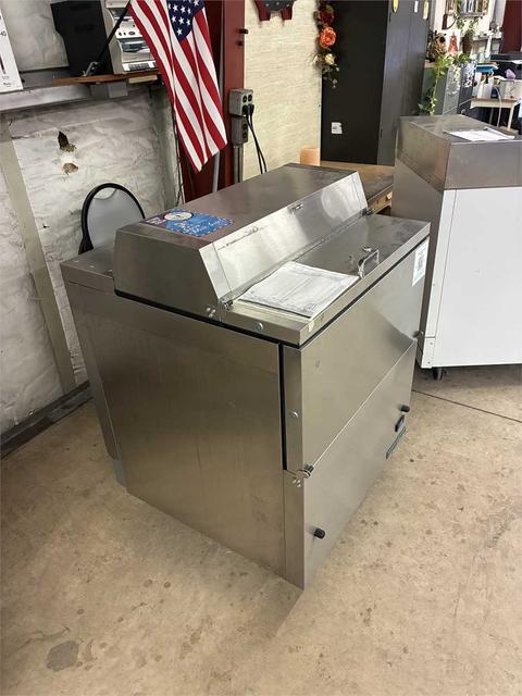 TRUE REFRIGERATION MILK COOLER