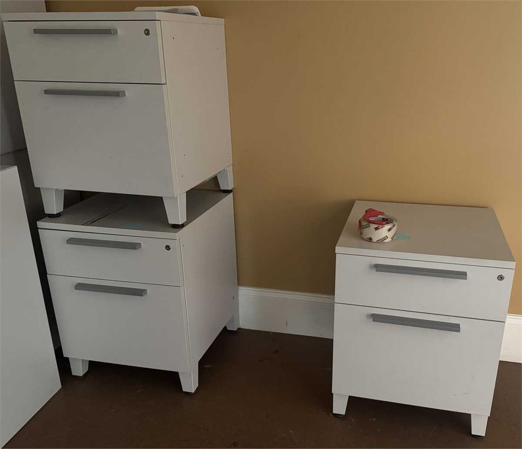 Small cabinets/oversized filing cabinets sold as one lot - photo 1