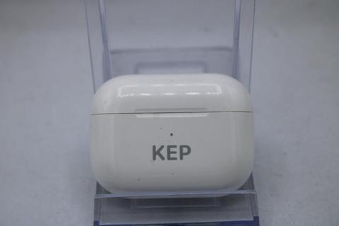 Apple AirPods Pro With Charging Case