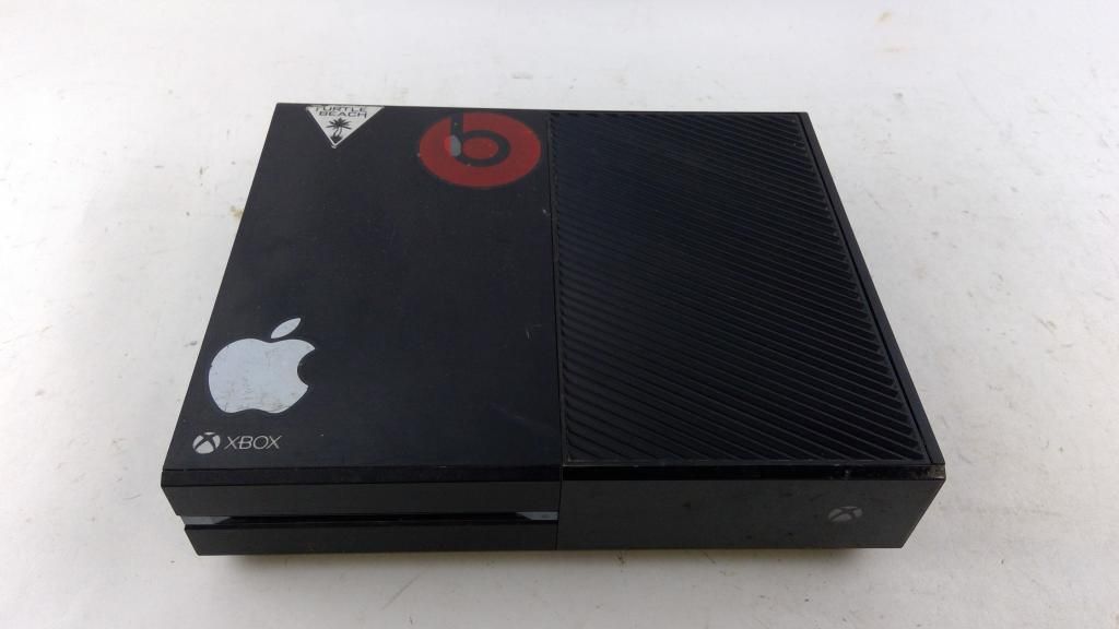Microsoft Xbox One - photo 1