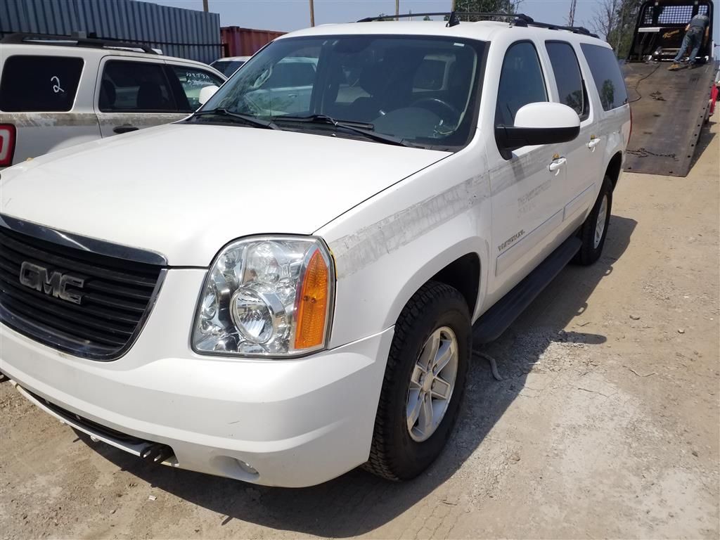 2014 GMC Yukon - photo 1